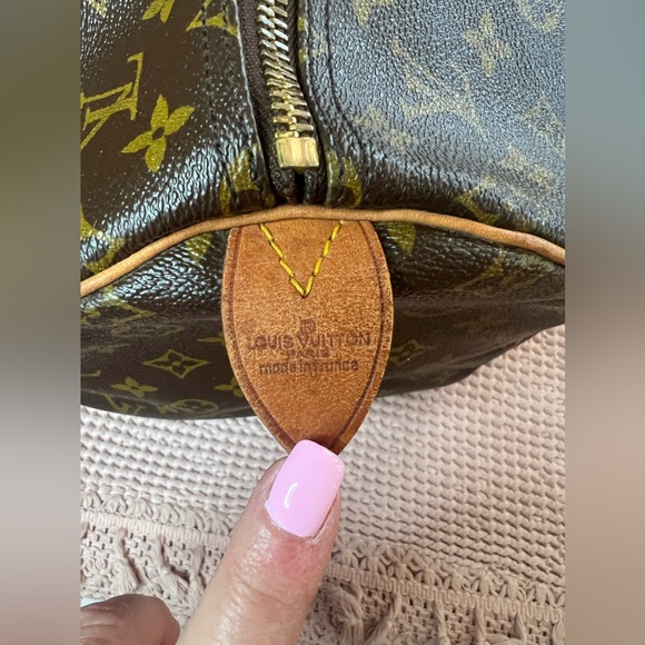 Louis Vuitton Keepall 55 Duffel Travel Bag - Picture 4 of 15